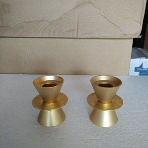 PAIR OF MATTE GOLD SHORT DOUBLE DISK CANDLESTICKS